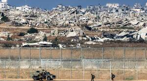 Axios: Qatar, Egypt, and Turkey urge Hamas to accept Trump's plan to stop the war in Gaza.