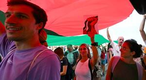 To condemn the "genocide in Gaza".. Strikes and demonstrations paralyze Italian cities demanding recognition of Palestine.