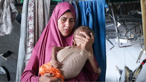 UNICEF opozarja na pomanjkanje pomoči in soočanje otrok s podhranjenostjo ter boleznimi v Gazi