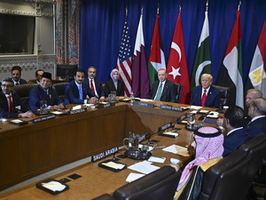 Hamas discusses Trump's plan with Qatar, Egypt, and Turkey and commits to studying it responsibly.