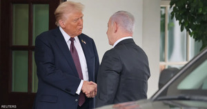 The absence of flags and the honor guard stirs controversy during Trump's reception of Netanyahu.